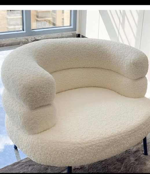 Fauteuil en laine bouclée