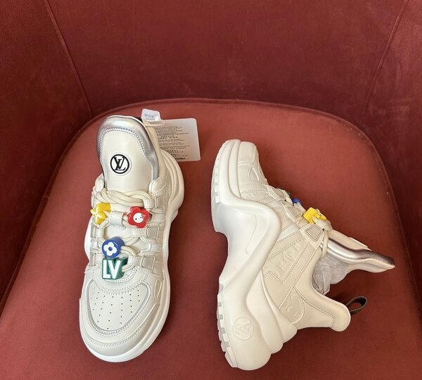 Baskets blanches LV tendance