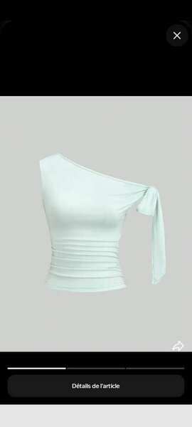 Tops asymétrique en bleu clair