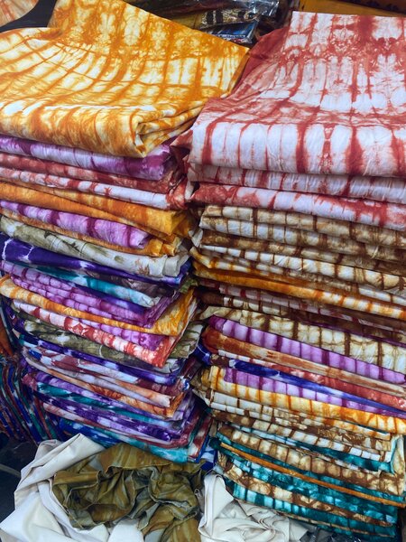 Tissu Tie-Dye Coloré Éthnique