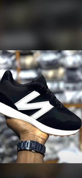 Baskets décontractées tendance