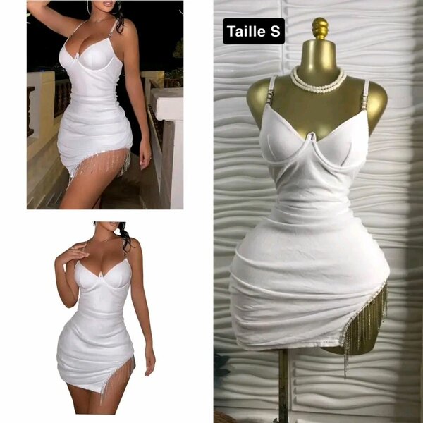 Robe moulante blanche élégante