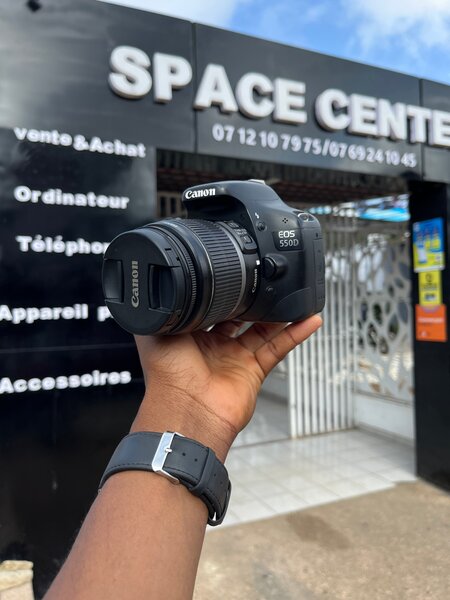 Canon EOS 550D Appareil Photo