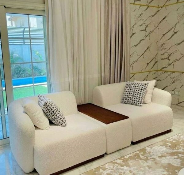 Canapé modulaire blanc avec tablette