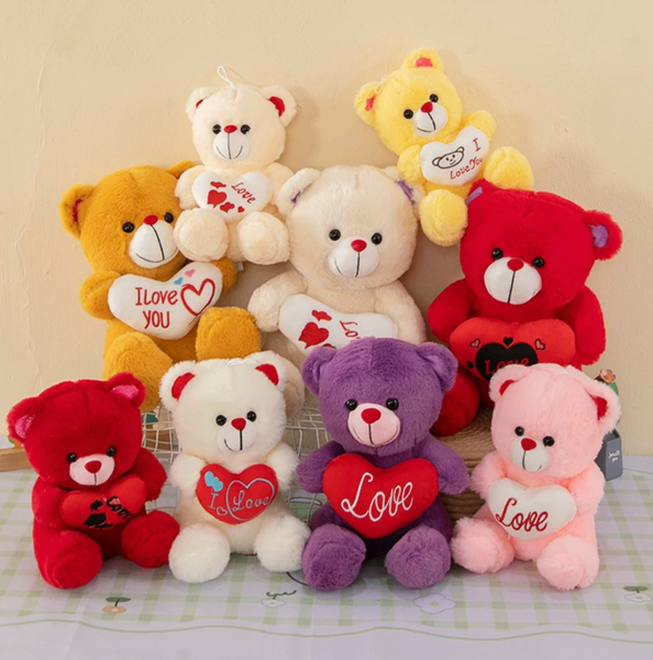 Peluches d'amour colorés