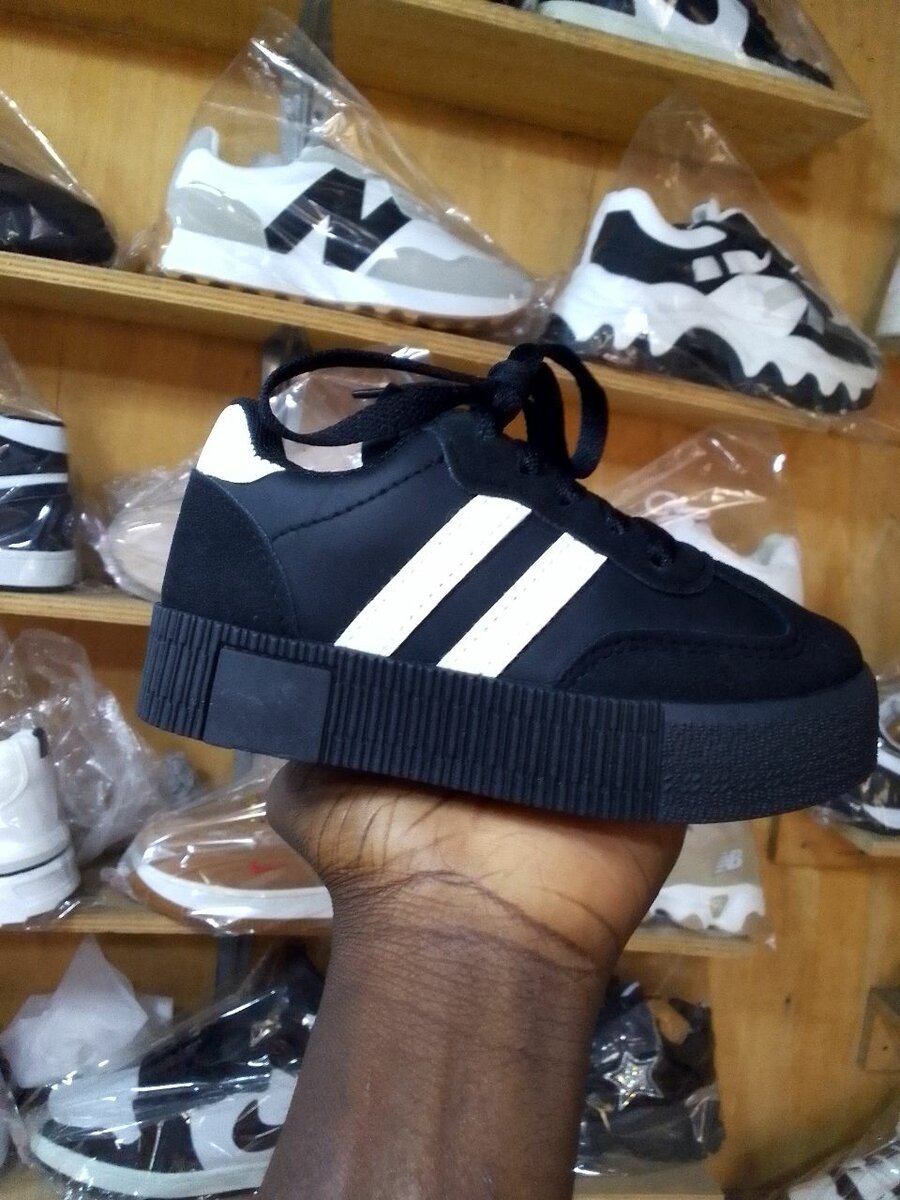 Baskets unisex confort style