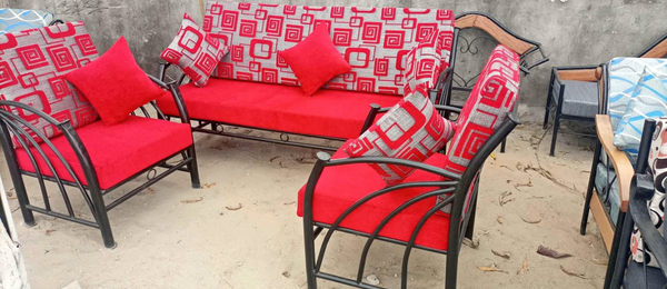 Salon de jardin en métal rouge