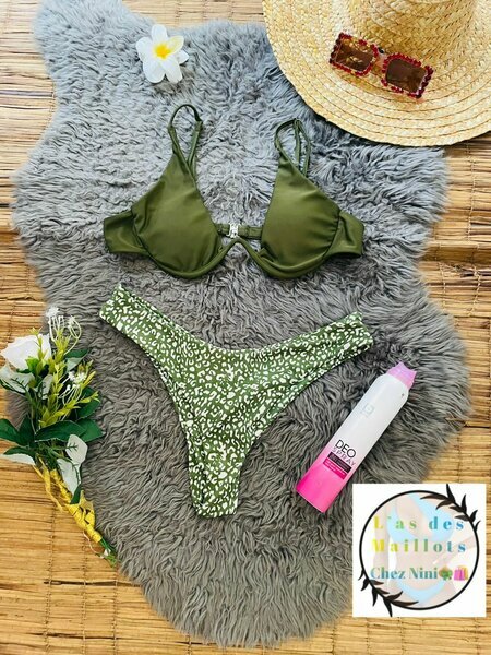 Maillot de bain kaki (haut uni + bas vert imprimé)