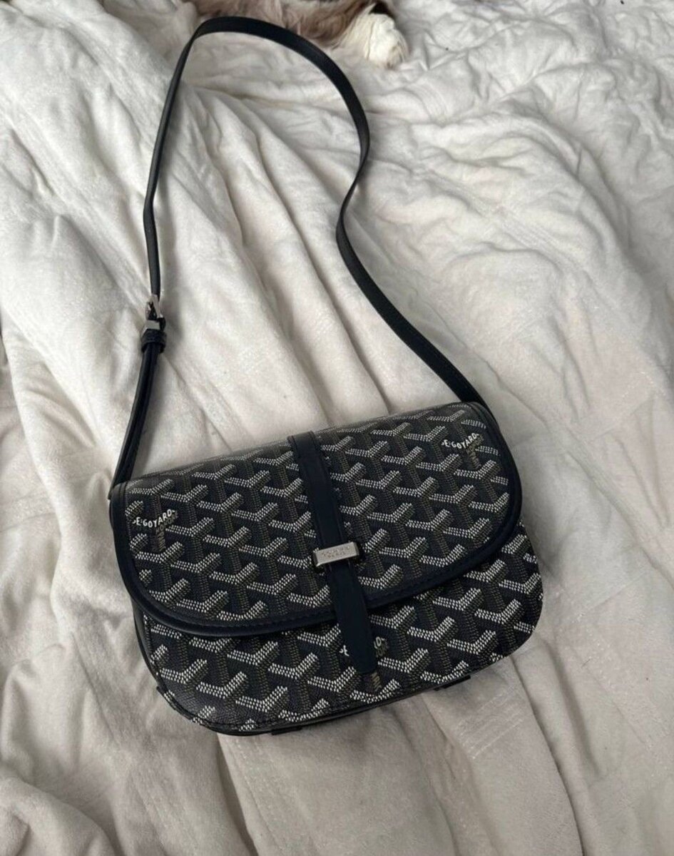 Sac bandoulière en cuir élégant