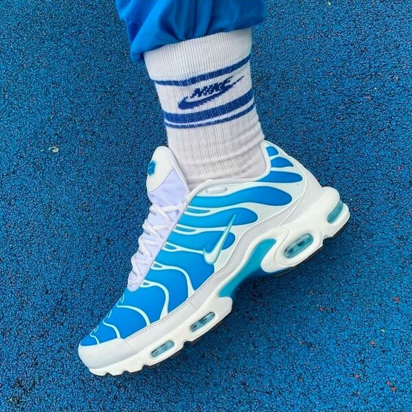 Baskets Nike Tn