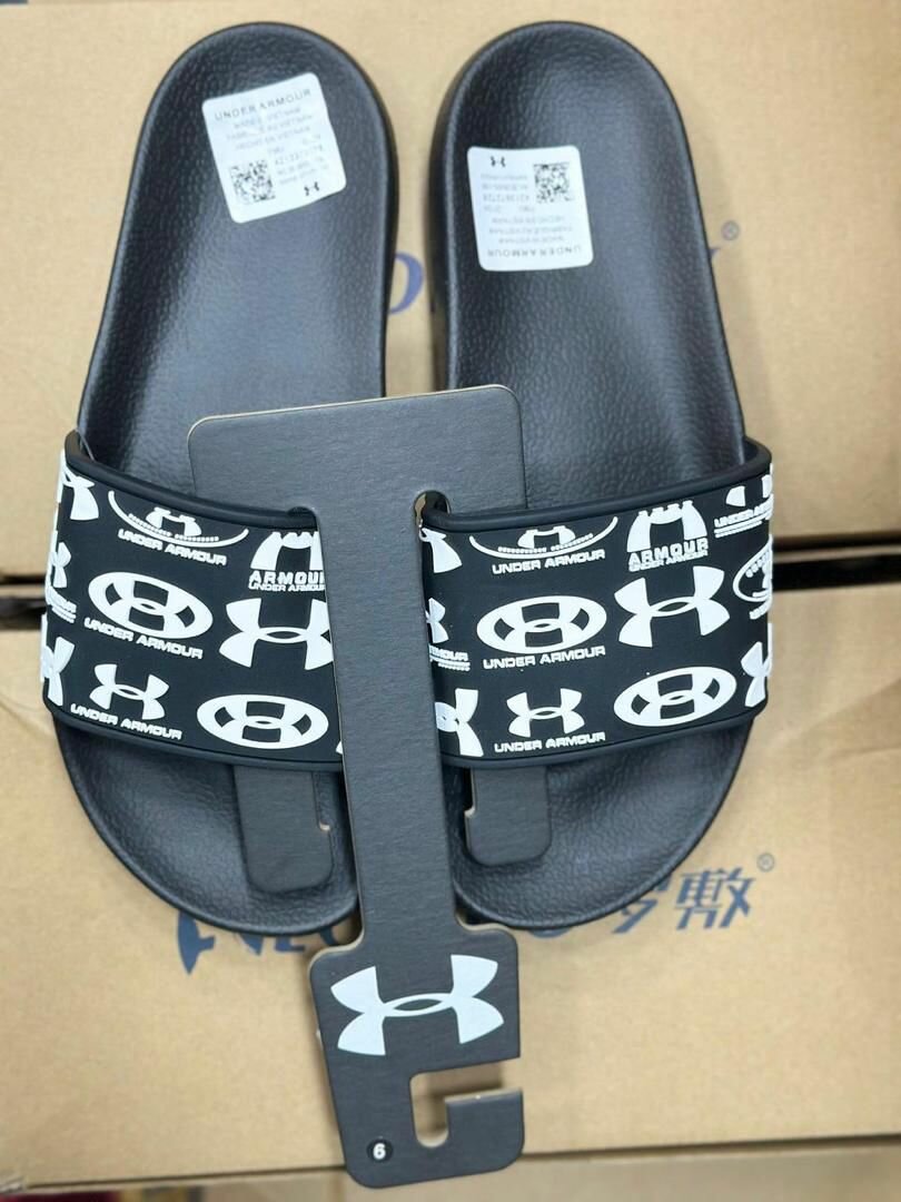 Tongs confort Under Armour