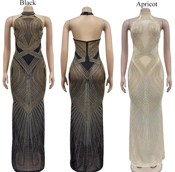 Robe longue transparente à paillettes dorées