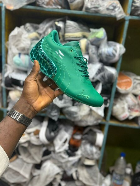 Chaussure Puma verte homme