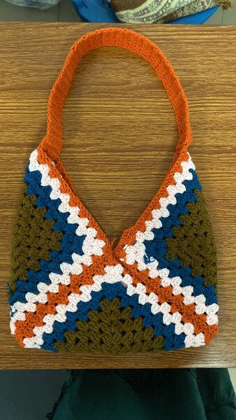 Sac en crochet coloré