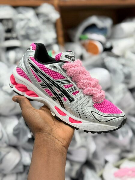 Baskets sport argent et rose