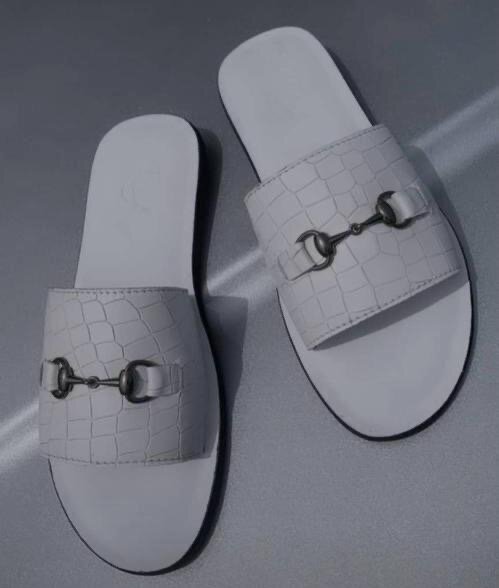 Sandales en cuir élégantes