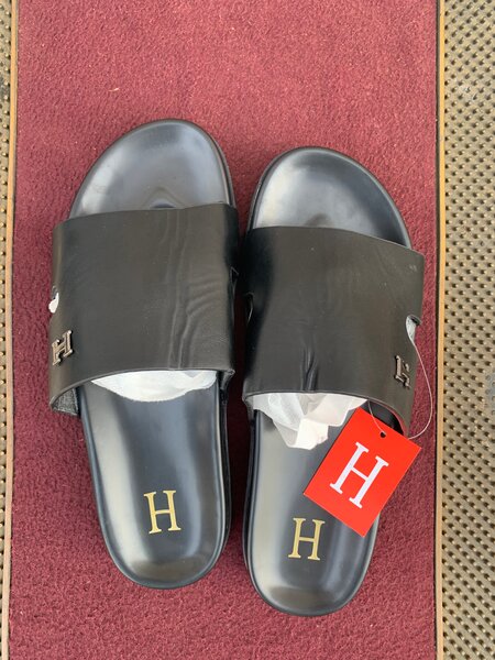 Sandales plates pour homme