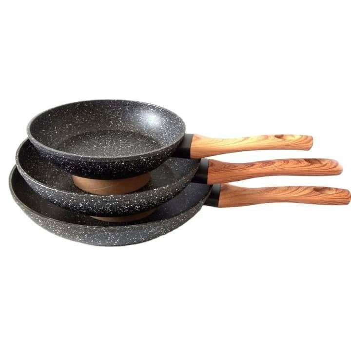 Ensemble de poêles antiadhésives