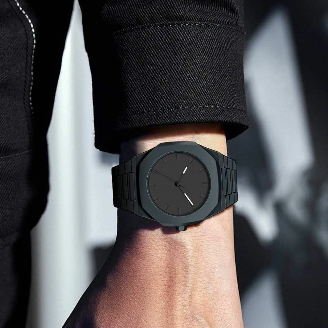 Montre élégante noire minimaliste