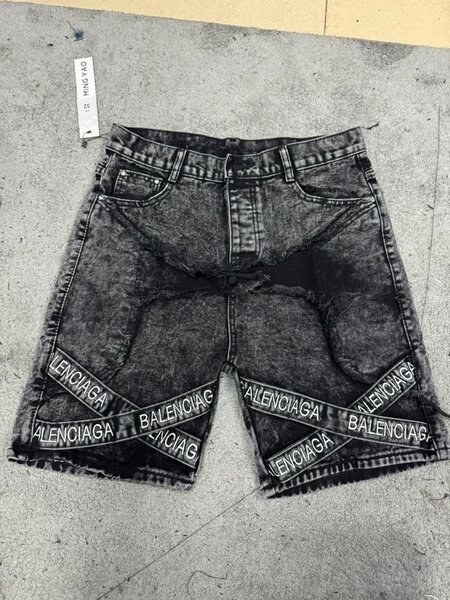 Short en jean Balenciaga