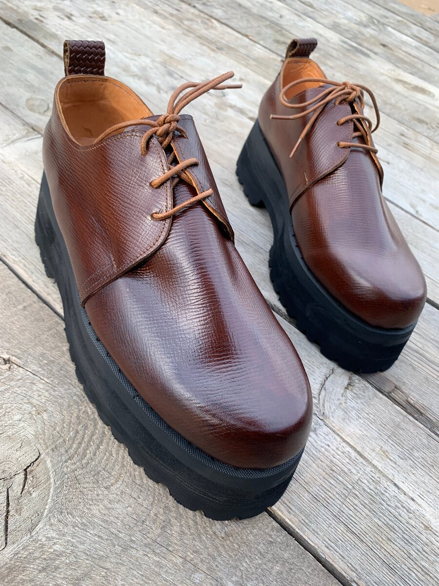 Chaussures derby à semelle épaisse