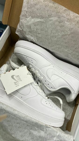 Chaussures blanches Nike AF1