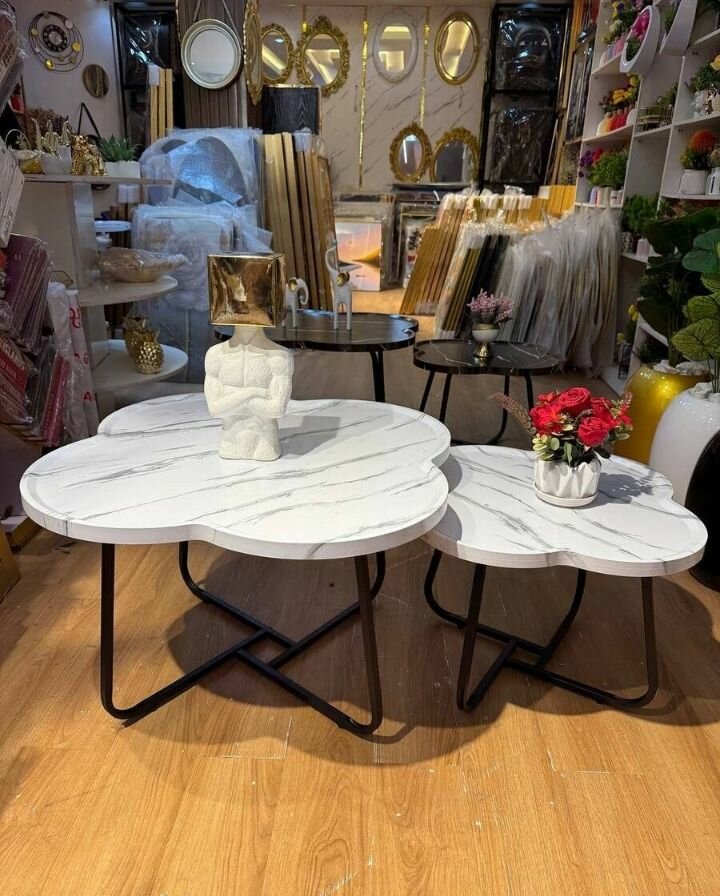 Table basse design en marbre