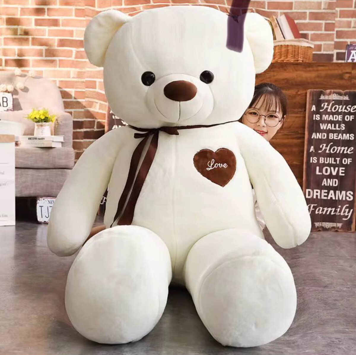 Gros ours en peluche rose et blanc