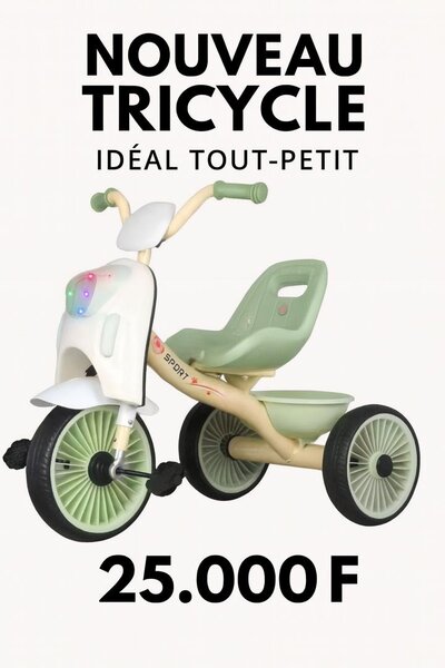 Tricycle enfant coloré