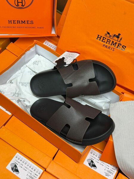 Sandales de luxe Hermès