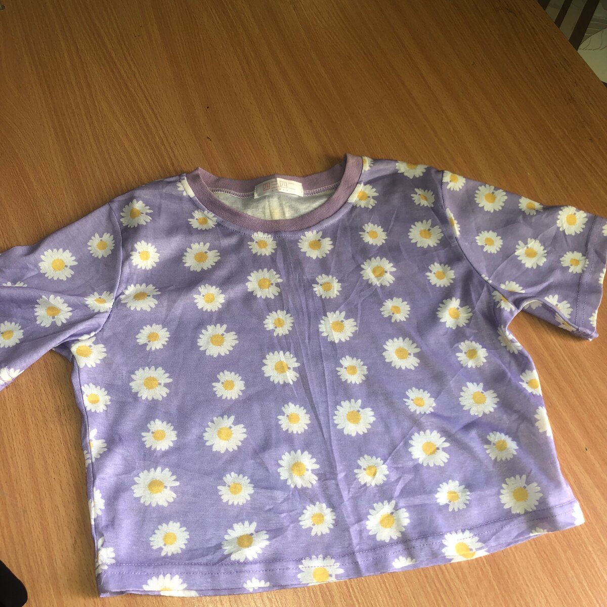 Ensemble de trois vêtements féminins