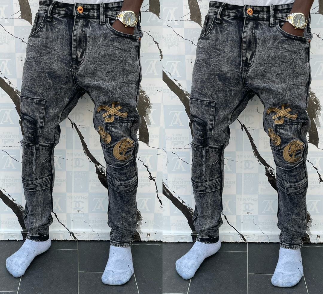 Jeans hommes déchirés