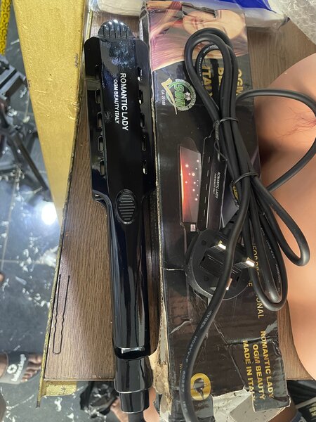 Hair Straightener with LED Display