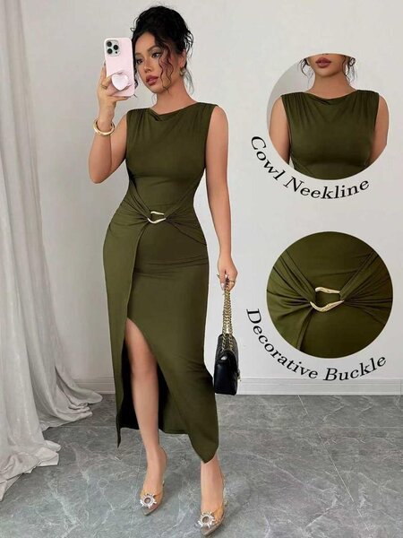 Robe Élégante avec Boucle