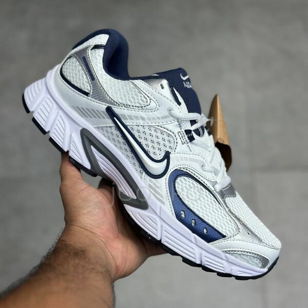 Nike V5 Blanc Bleu