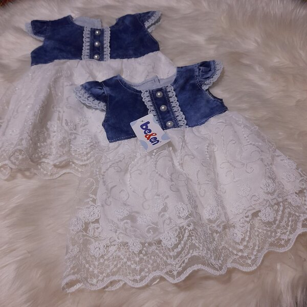 Robe Bébé Dentelle Élégante