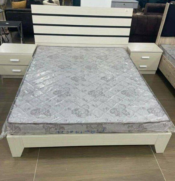 Lit design moderne avec rangement