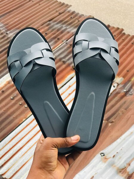 Sandales élégantes unisexes