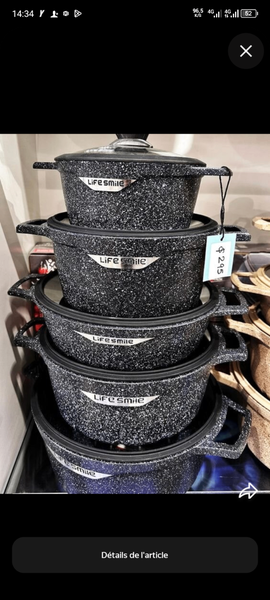 Casseroles antiadhésives granulées