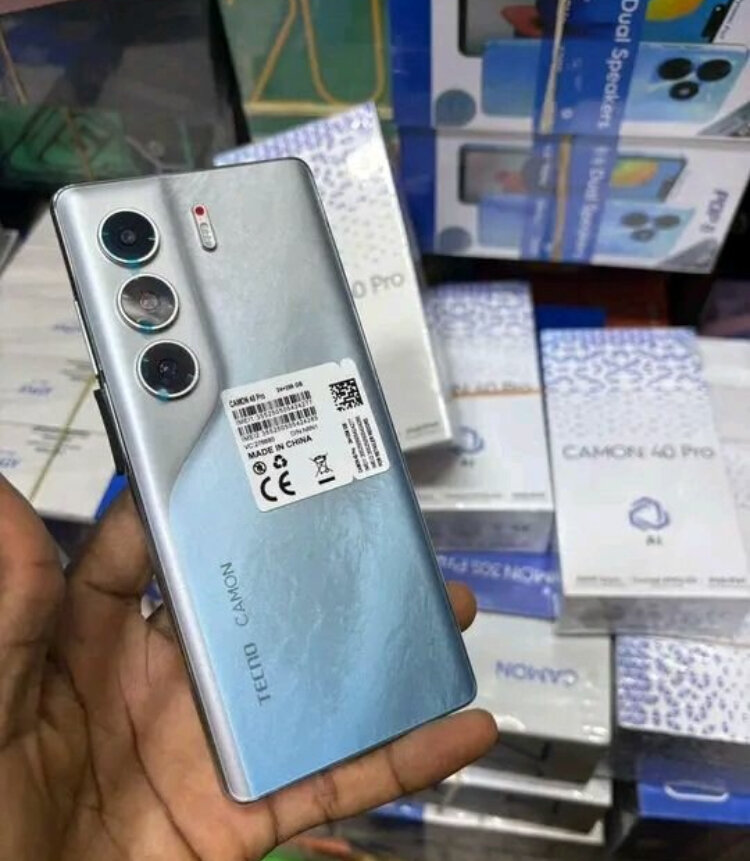 Tecno Camon 40 Smartphone