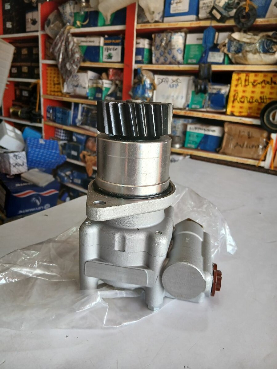 Pompe direction VOLVO