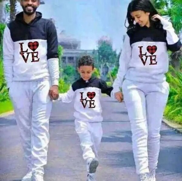 Ensemble survêtement famille LOVE