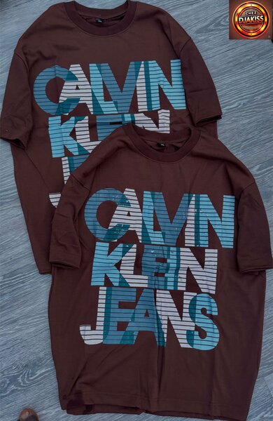 T-shirt Calvin Klein