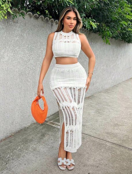 Ensemble en dentelle blanche