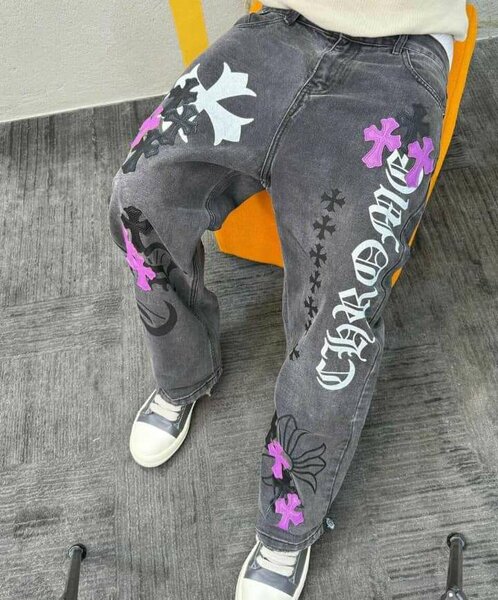 Jean gris foncé déchiré pour femmes