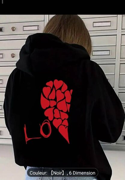 Sweat à capuche noir avec motif Love rouge