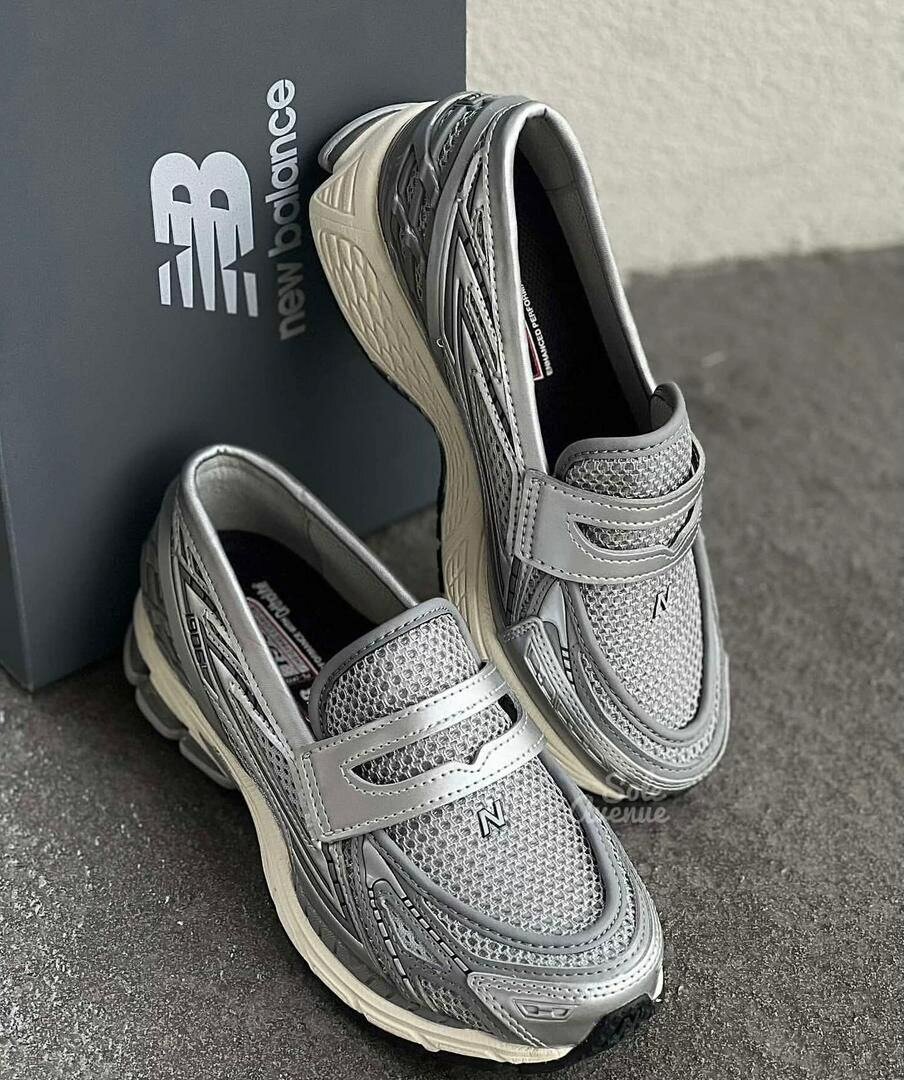New Balance Mocassins Gris