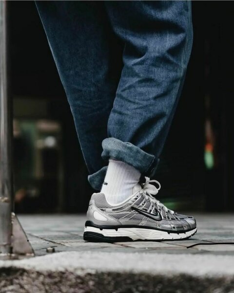 Nike p-6000