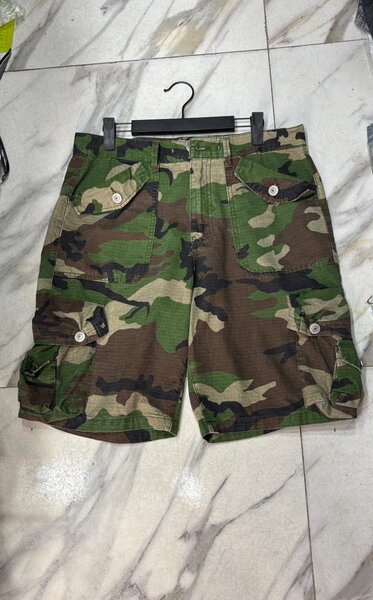 Shorts cargo treillis