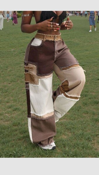 Pantalon déchiré marron et beige